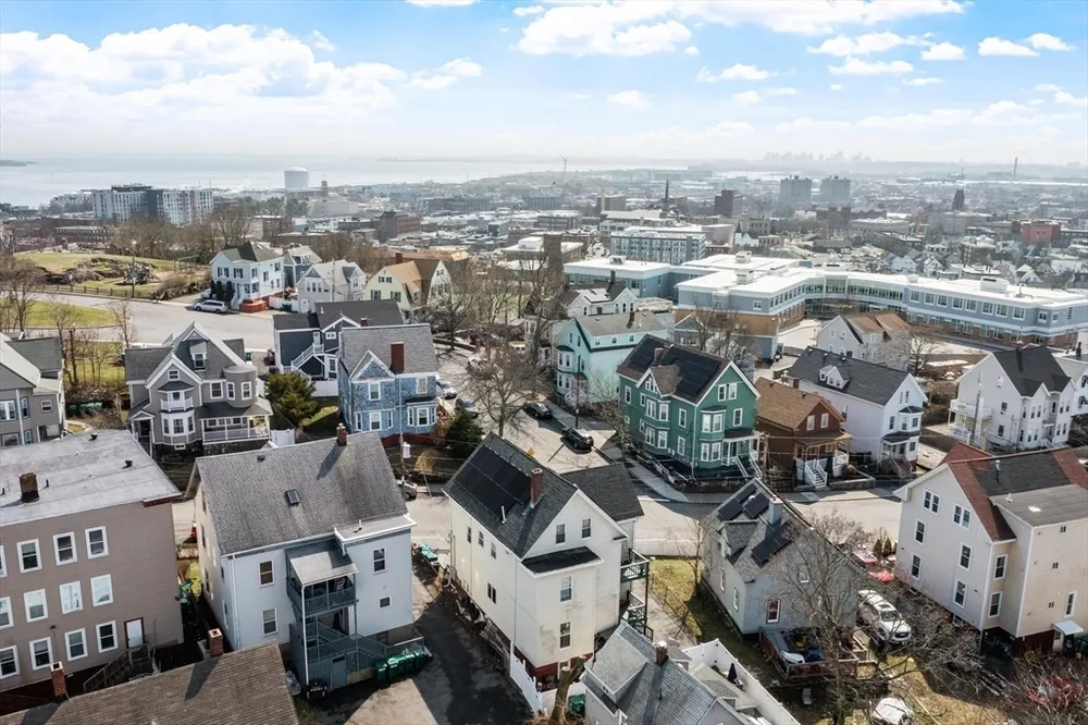 51 High Rock St, Lynn, MA 01902