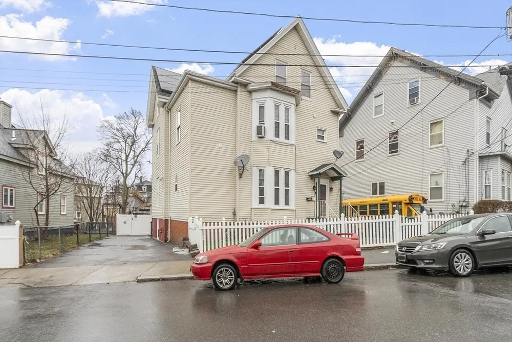 51 High Rock St, Lynn, MA 01902