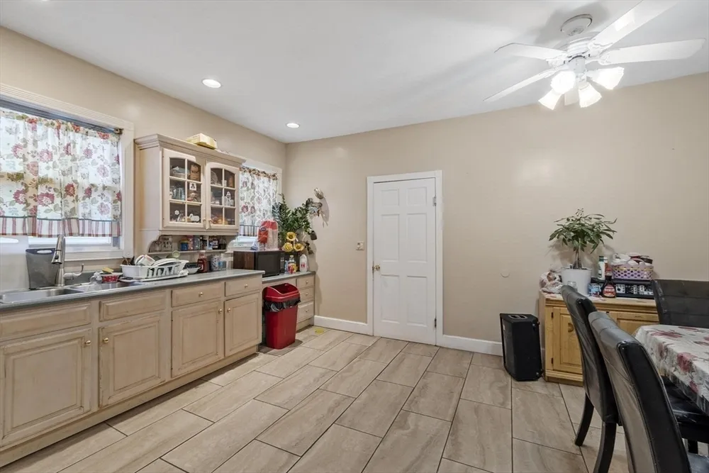 51 High Rock St, Lynn, MA 01902