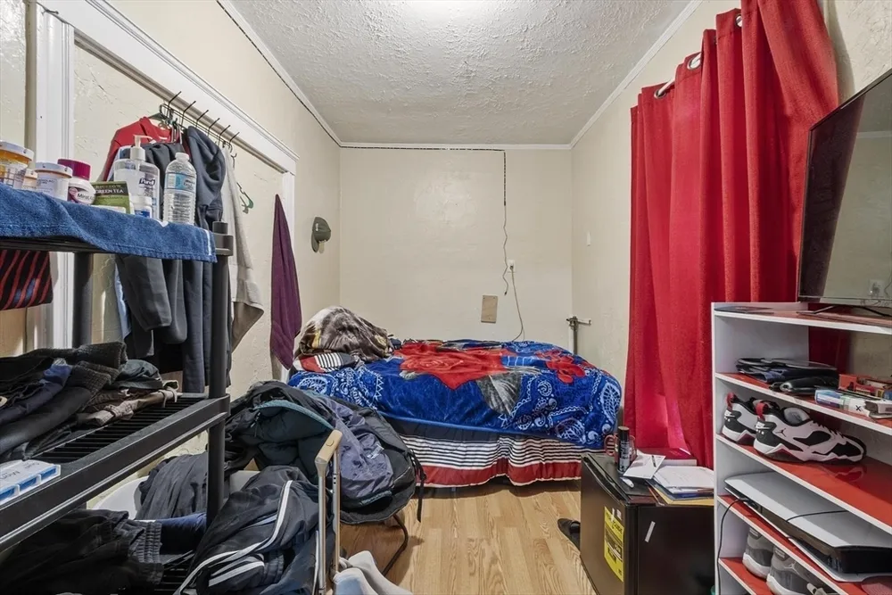 51 High Rock St, Lynn, MA 01902