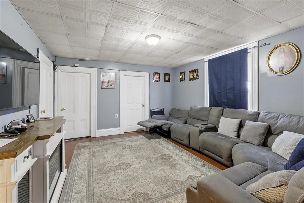 51 High Rock St, Lynn, MA 01902