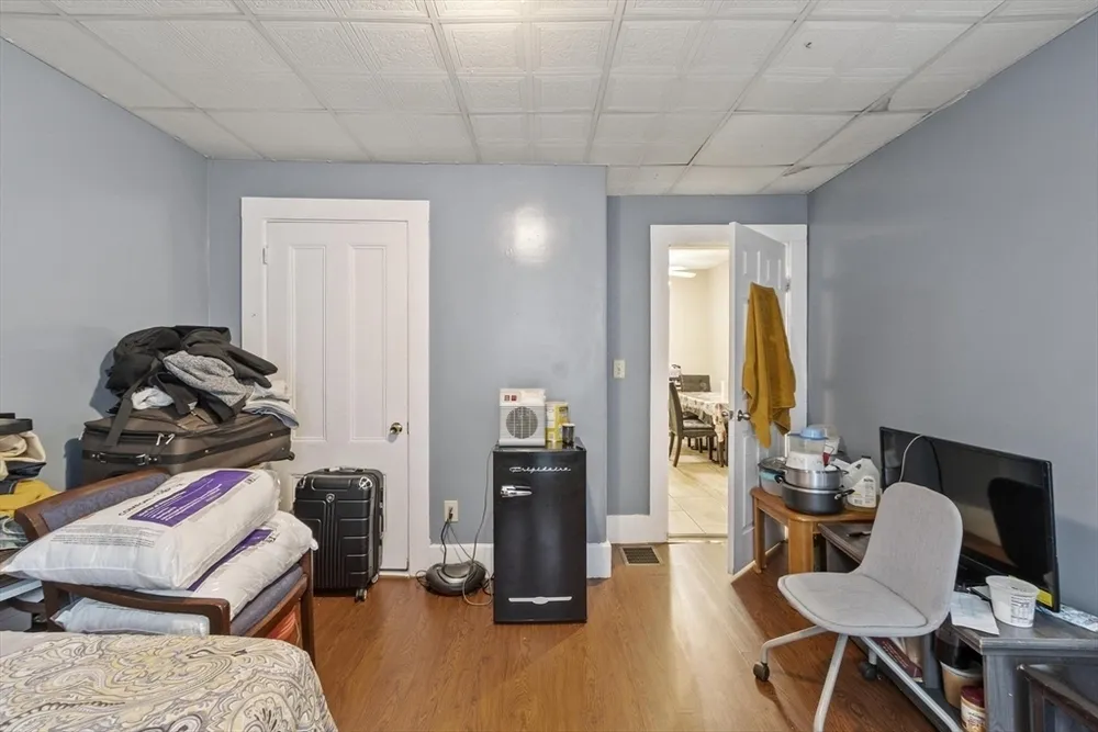 51 High Rock St, Lynn, MA 01902