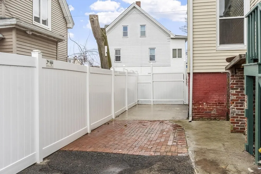 51 High Rock St, Lynn, MA 01902