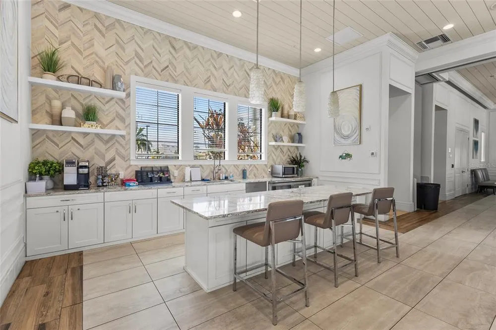 5745 Long Shore Loop, Sarasota, FL 34238