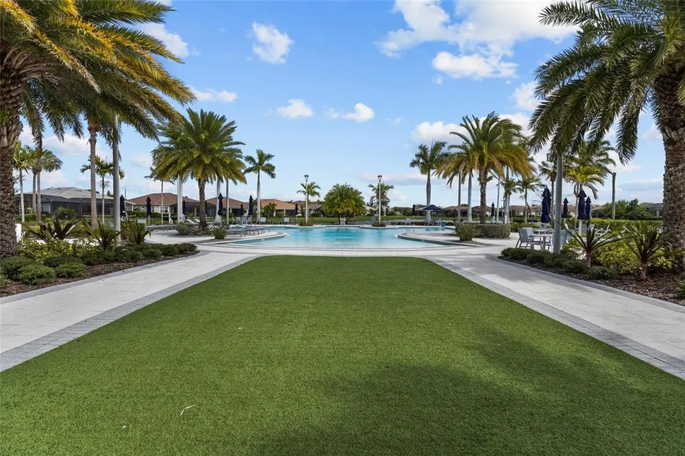5745 Long Shore Loop, Sarasota, FL 34238