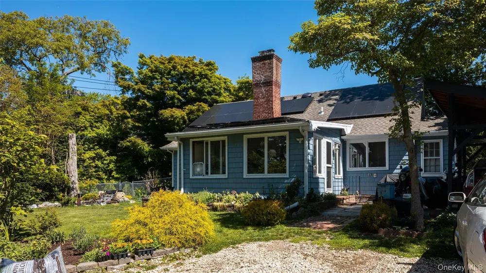 195 Sound Beach Blvd, Sound Beach, NY 11789