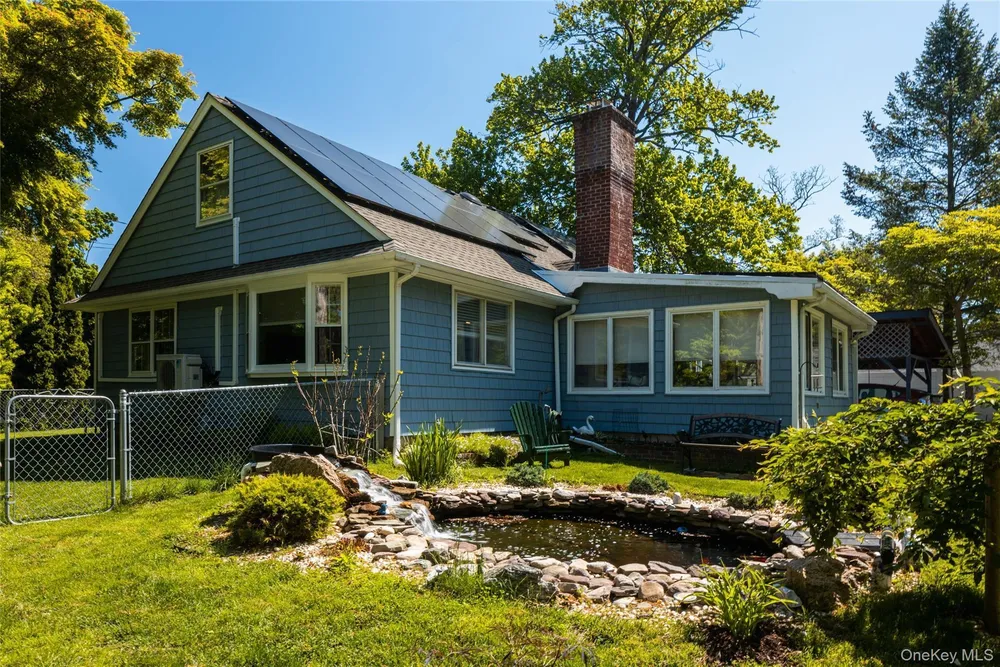 195 Sound Beach Blvd, Sound Beach, NY 11789