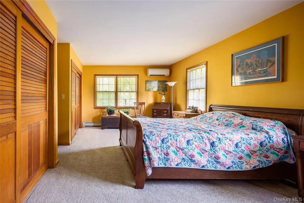 195 Sound Beach Blvd, Sound Beach, NY 11789
