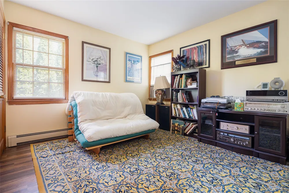 195 Sound Beach Blvd, Sound Beach, NY 11789