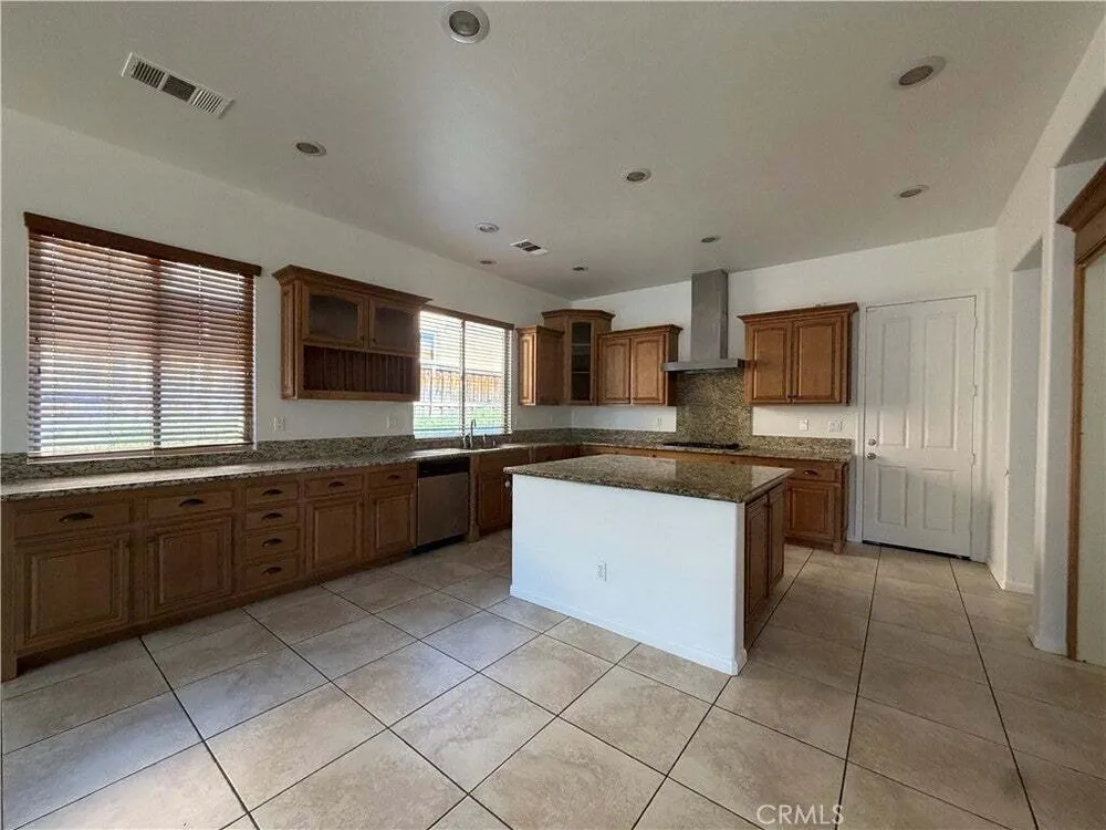 37780 Gallery Ln, Beaumont, CA 92223
