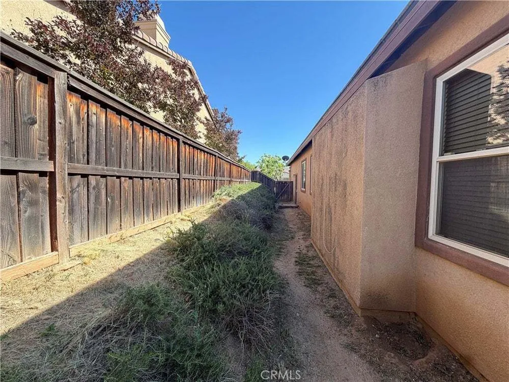 37780 Gallery Ln, Beaumont, CA 92223