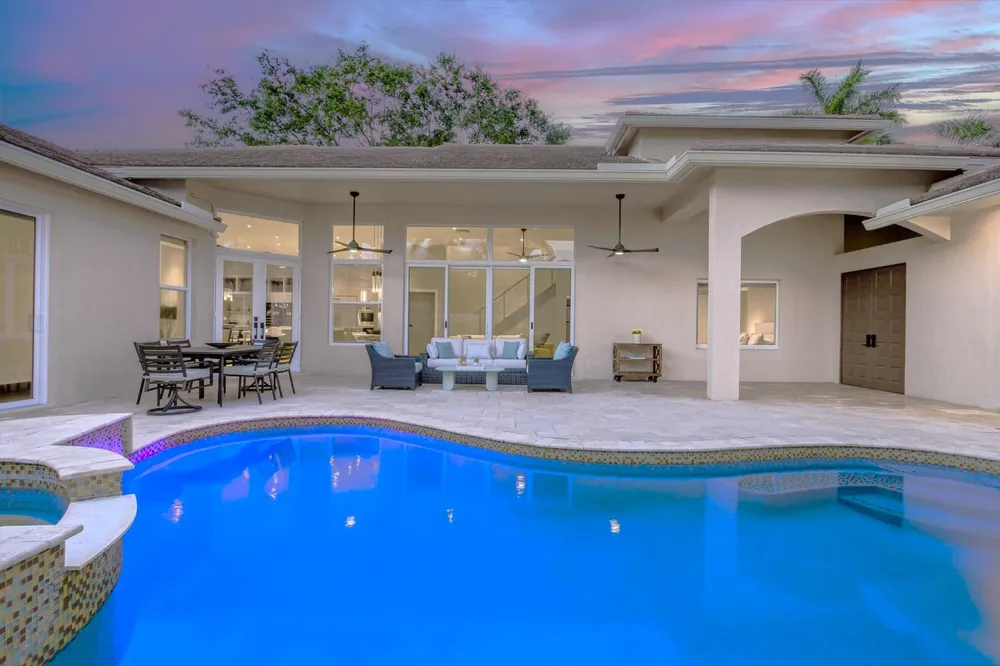 2483 Eagle Watch Ct, Weston, FL 33327