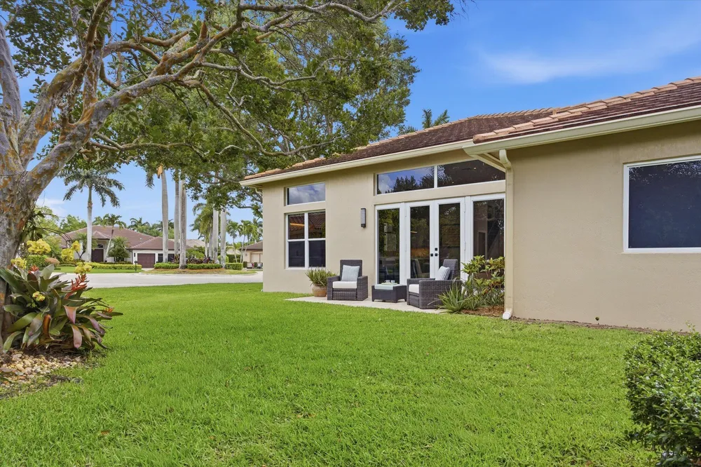 2483 Eagle Watch Ct, Weston, FL 33327