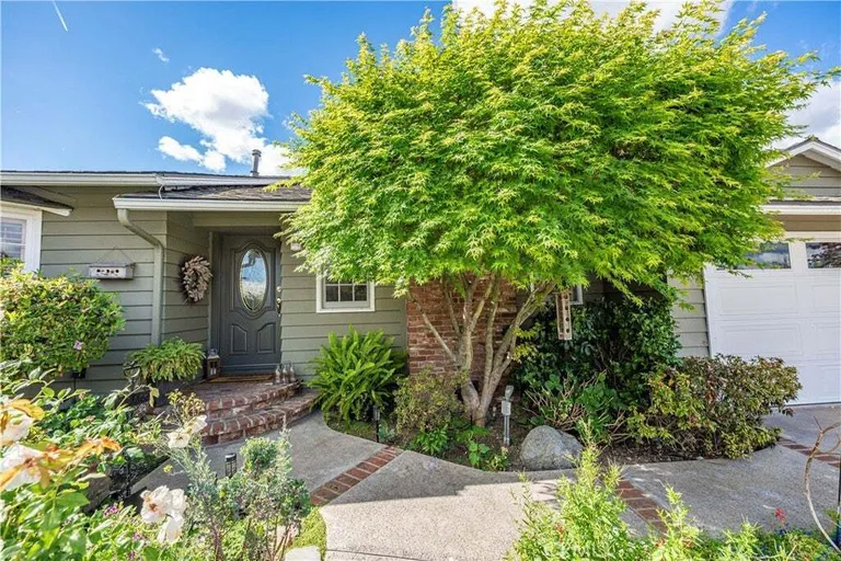 1224 E Orange Grove Ave, Orange, CA 92867