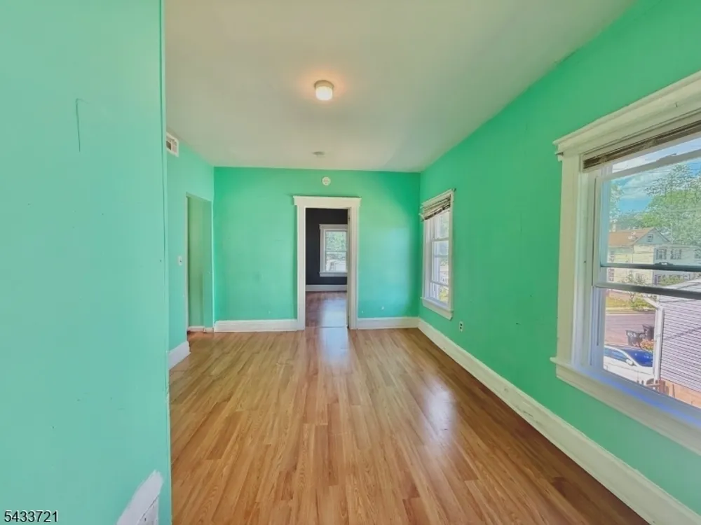 659 S 2nd St, Plainfield, NJ 07060