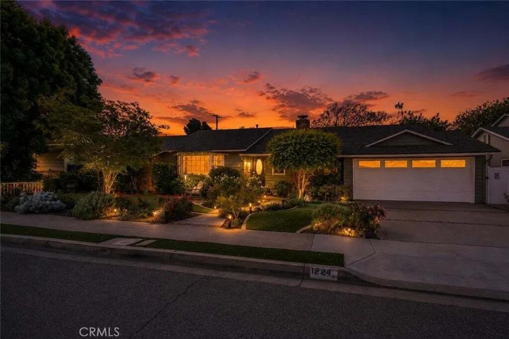 1224 E Orange Grove Ave, Orange, CA 92867