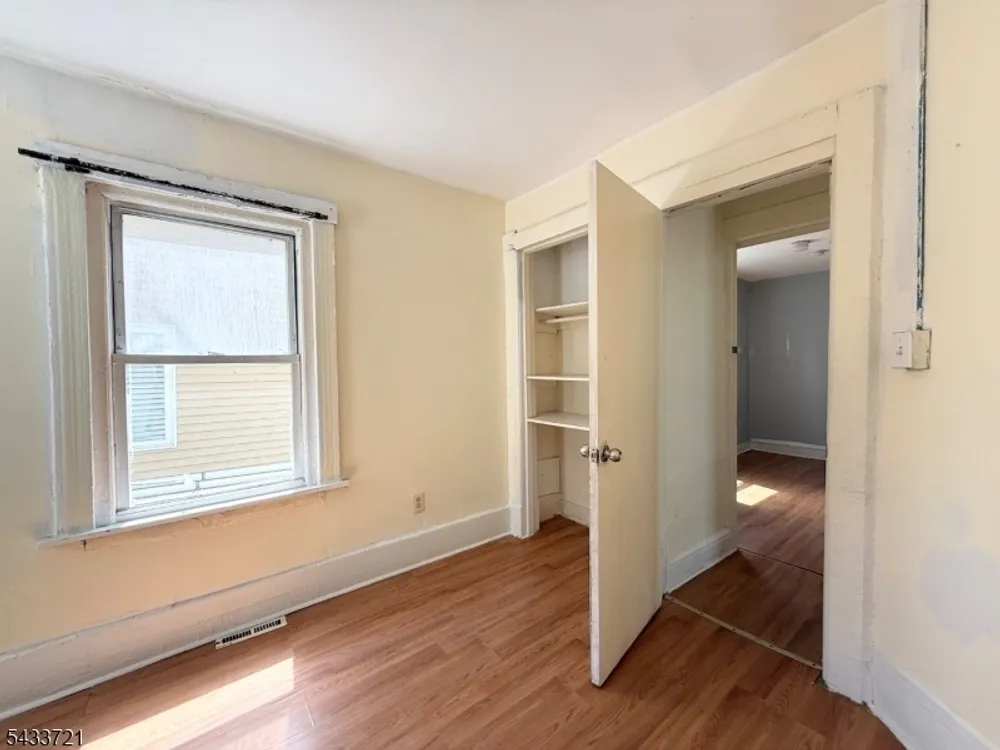 659 S 2nd St, Plainfield, NJ 07060