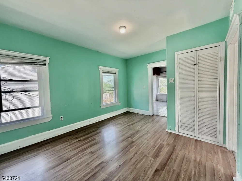 659 S 2nd St, Plainfield, NJ 07060