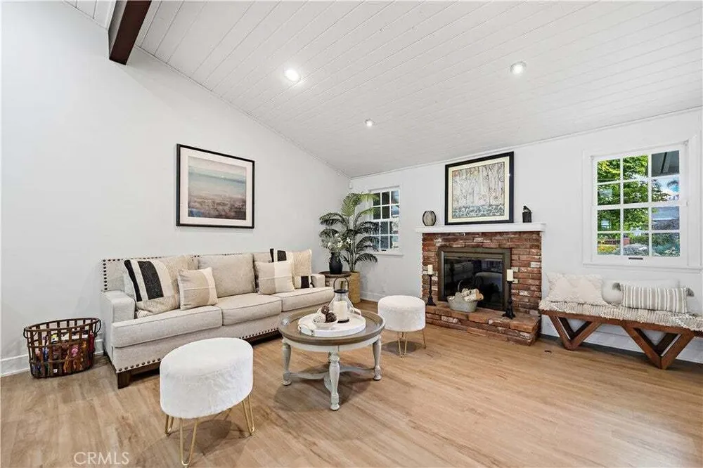 1224 E Orange Grove Ave, Orange, CA 92867