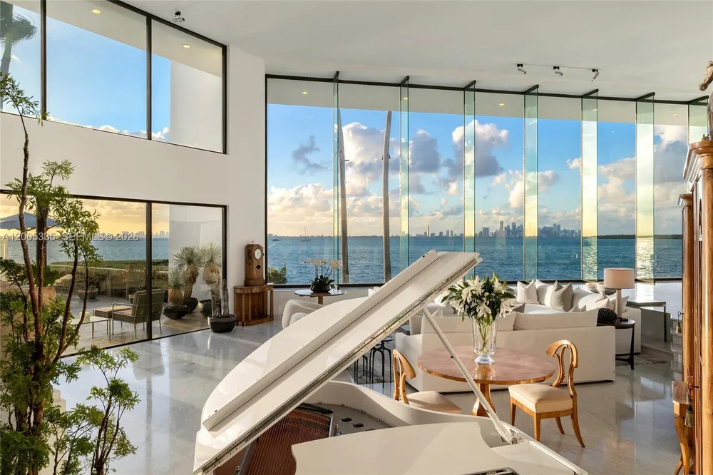 485 W Matheson Dr, Key Biscayne, FL 33149