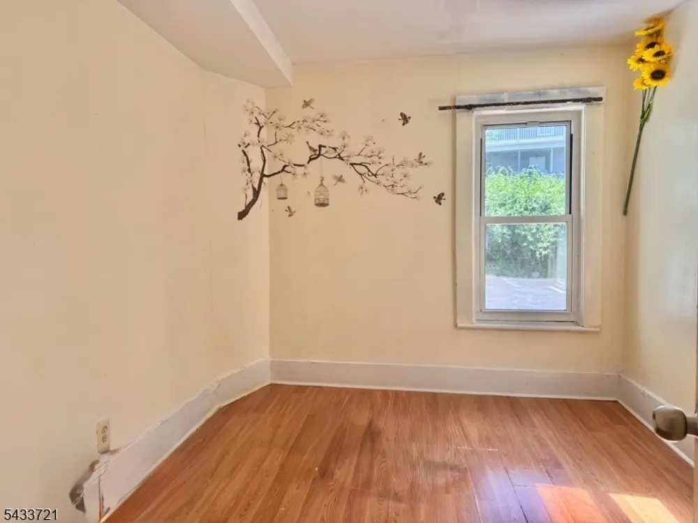 659 S 2nd St, Plainfield, NJ 07060