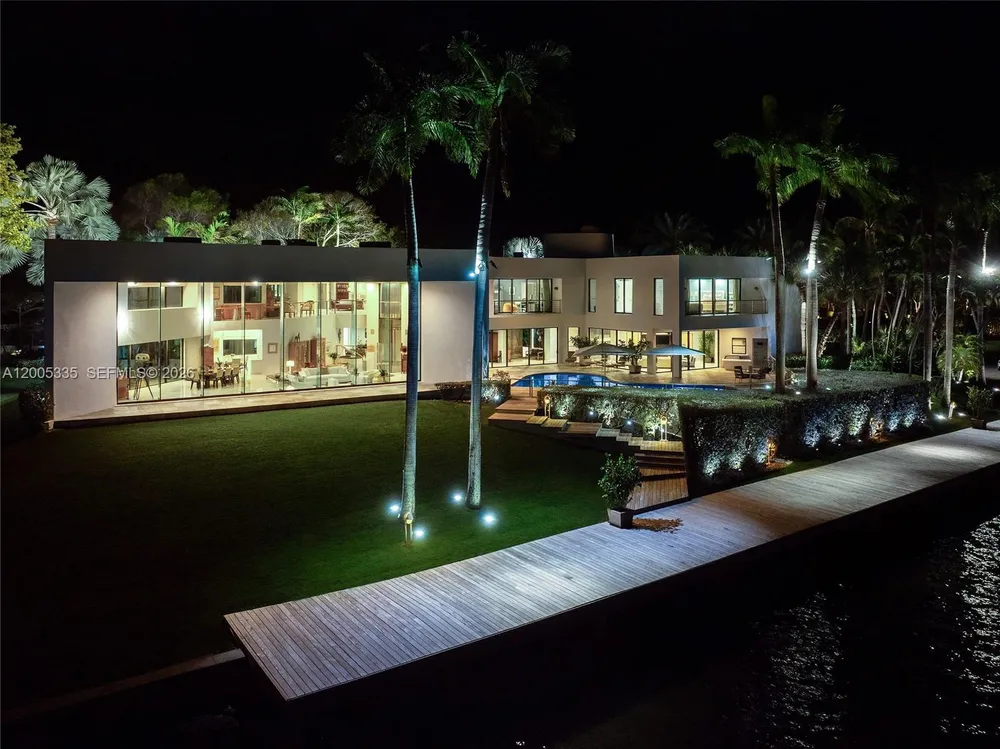 485 W Matheson Dr, Key Biscayne, FL 33149