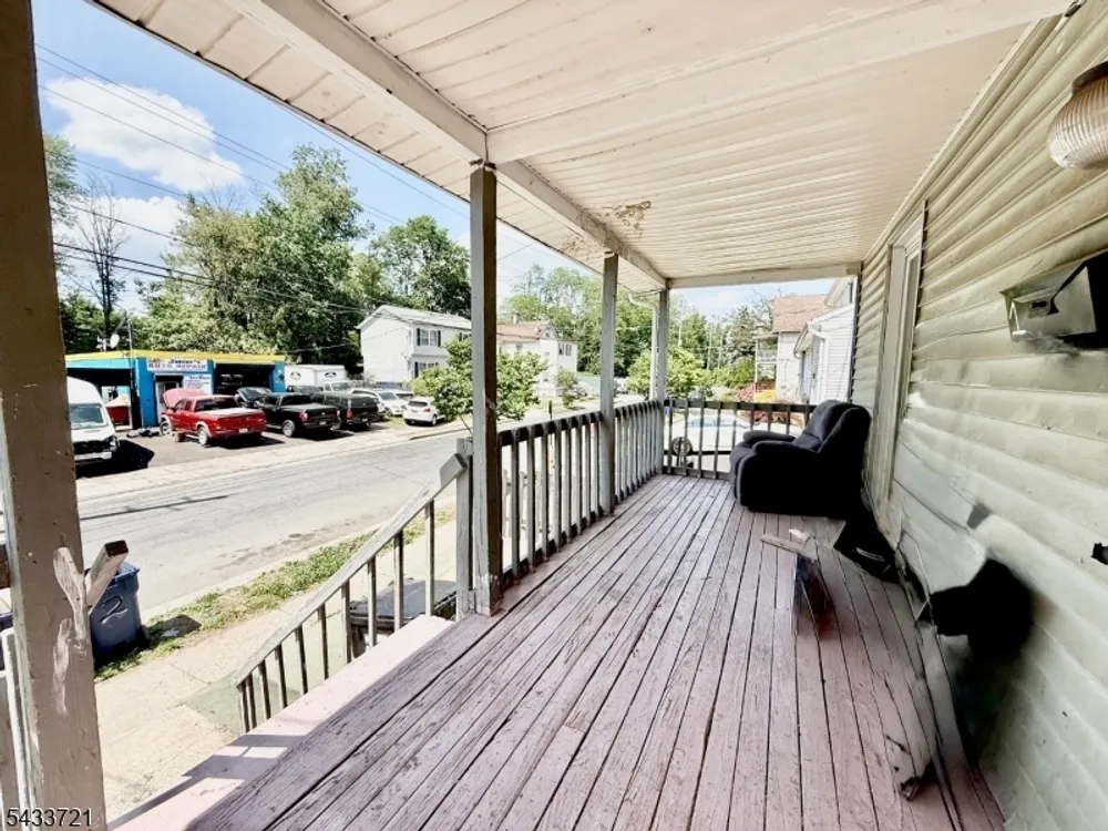 659 S 2nd St, Plainfield, NJ 07060