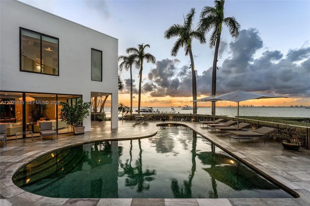 485 W Matheson Dr, Key Biscayne, FL 33149