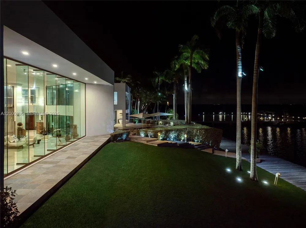 485 W Matheson Dr, Key Biscayne, FL 33149