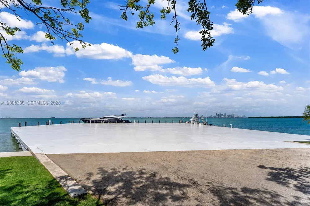 485 W Matheson Dr, Key Biscayne, FL 33149