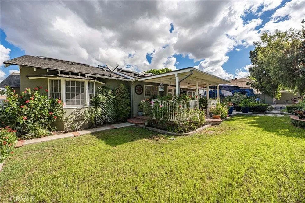 1224 E Orange Grove Ave, Orange, CA 92867