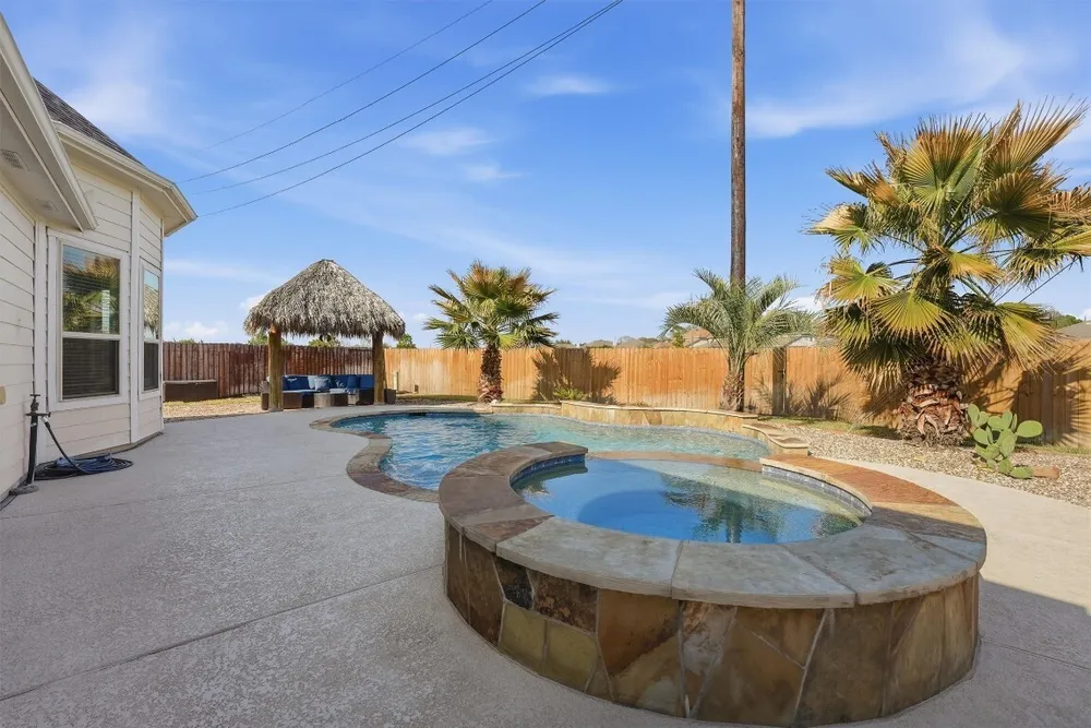 24630 EMERALD POOL FALLS DRIVE, Tomball, TX 77375