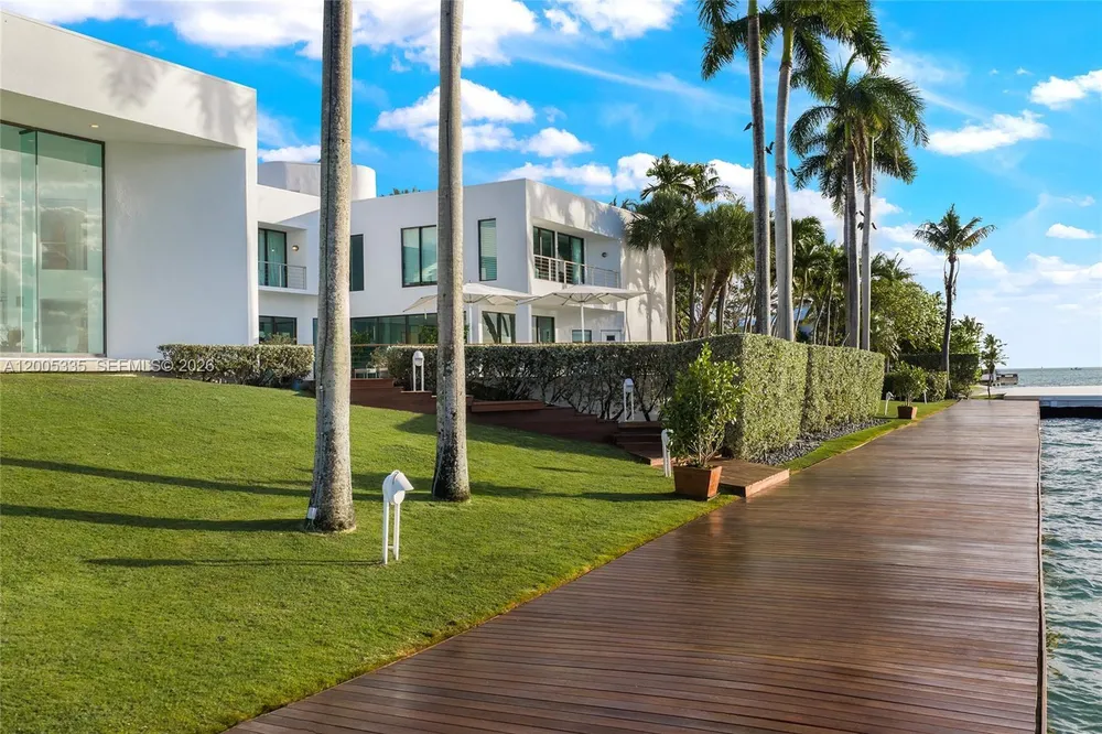 485 W Matheson Dr, Key Biscayne, FL 33149