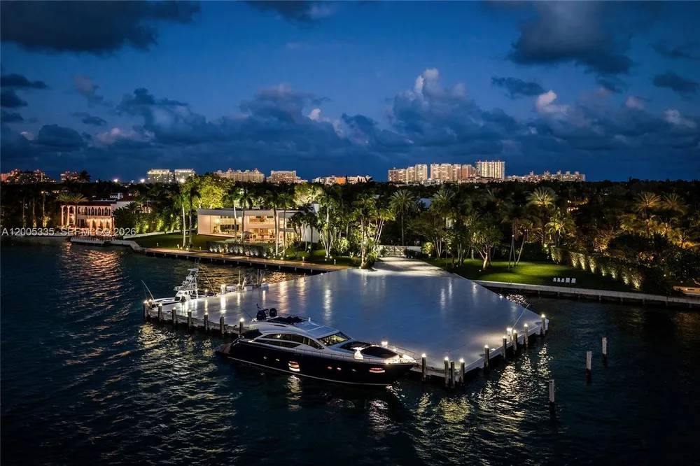 485 W Matheson Dr, Key Biscayne, FL 33149
