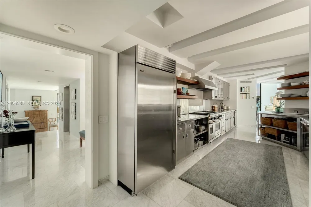 485 W Matheson Dr, Key Biscayne, FL 33149