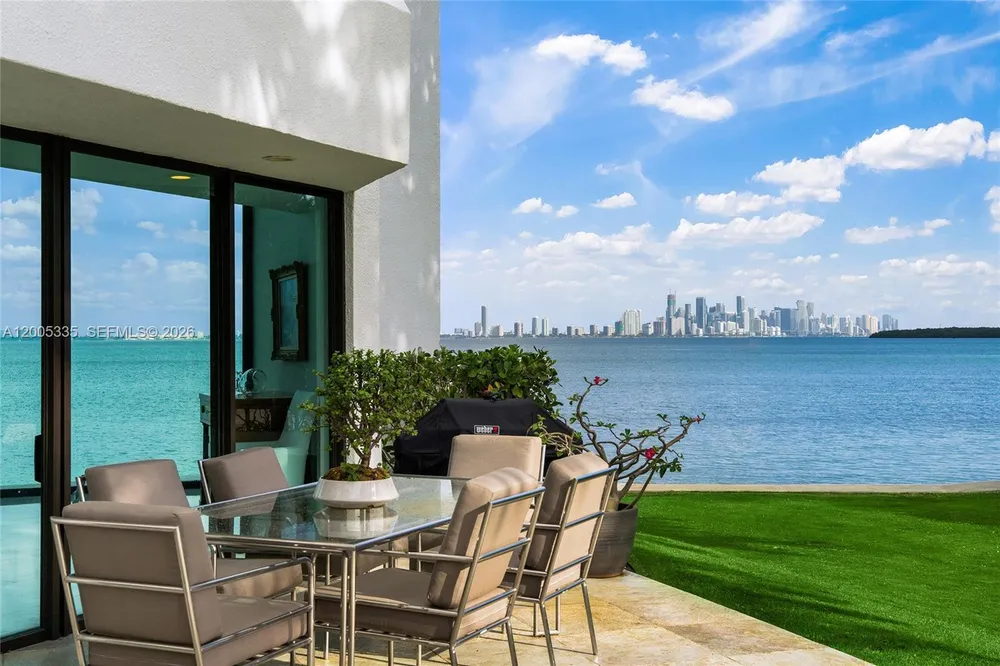 485 W Matheson Dr, Key Biscayne, FL 33149