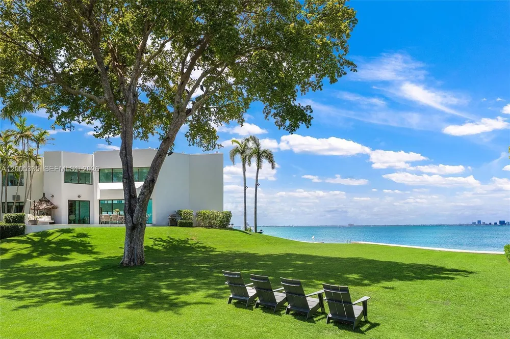 485 W Matheson Dr, Key Biscayne, FL 33149