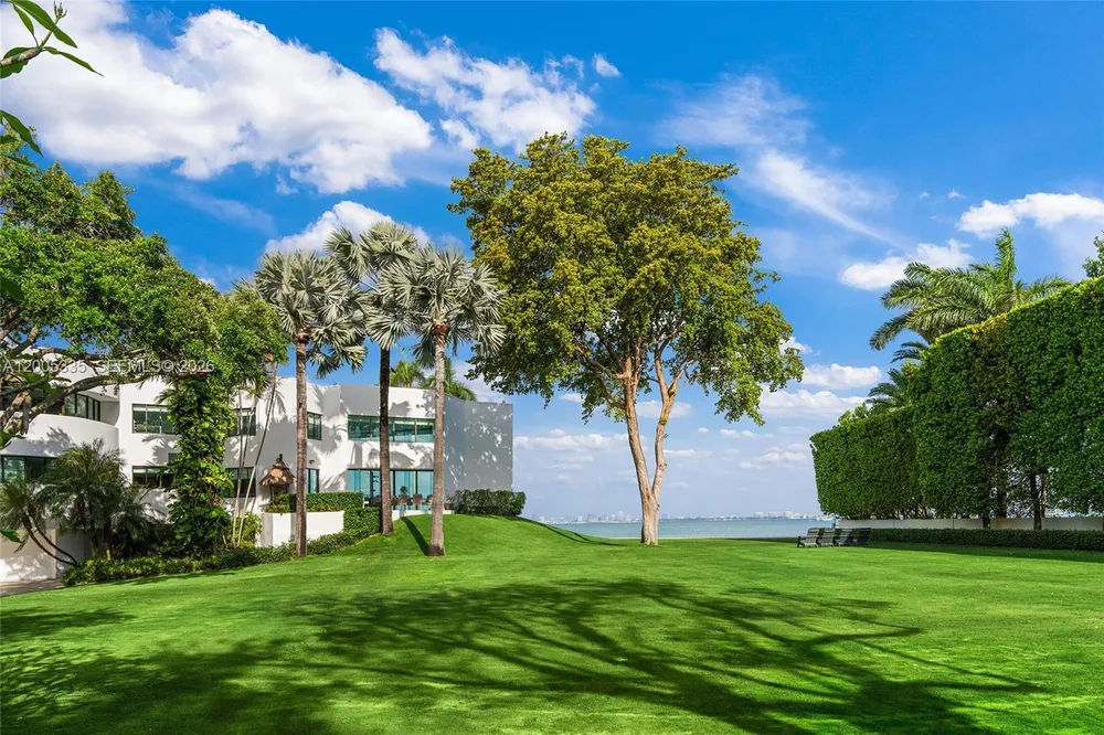 485 W Matheson Dr, Key Biscayne, FL 33149