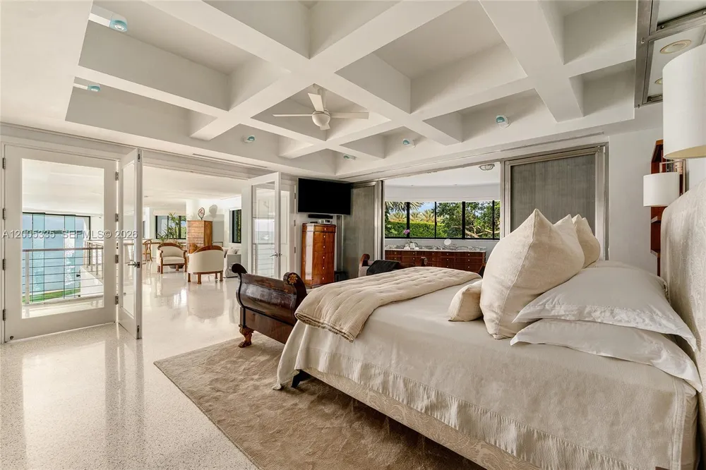 485 W Matheson Dr, Key Biscayne, FL 33149