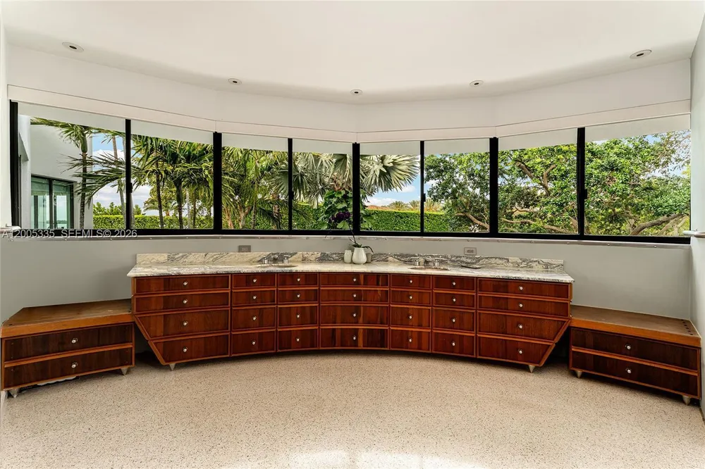 485 W Matheson Dr, Key Biscayne, FL 33149