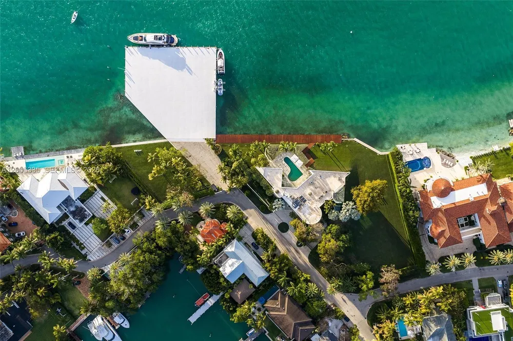 485 W Matheson Dr, Key Biscayne, FL 33149