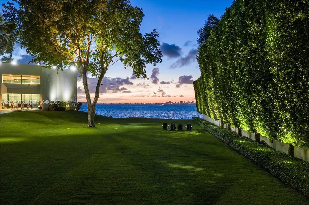 485 W Matheson Dr, Key Biscayne, FL 33149