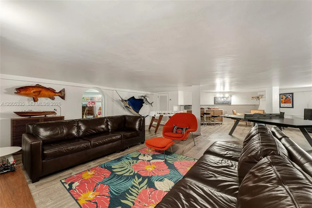 485 W Matheson Dr, Key Biscayne, FL 33149