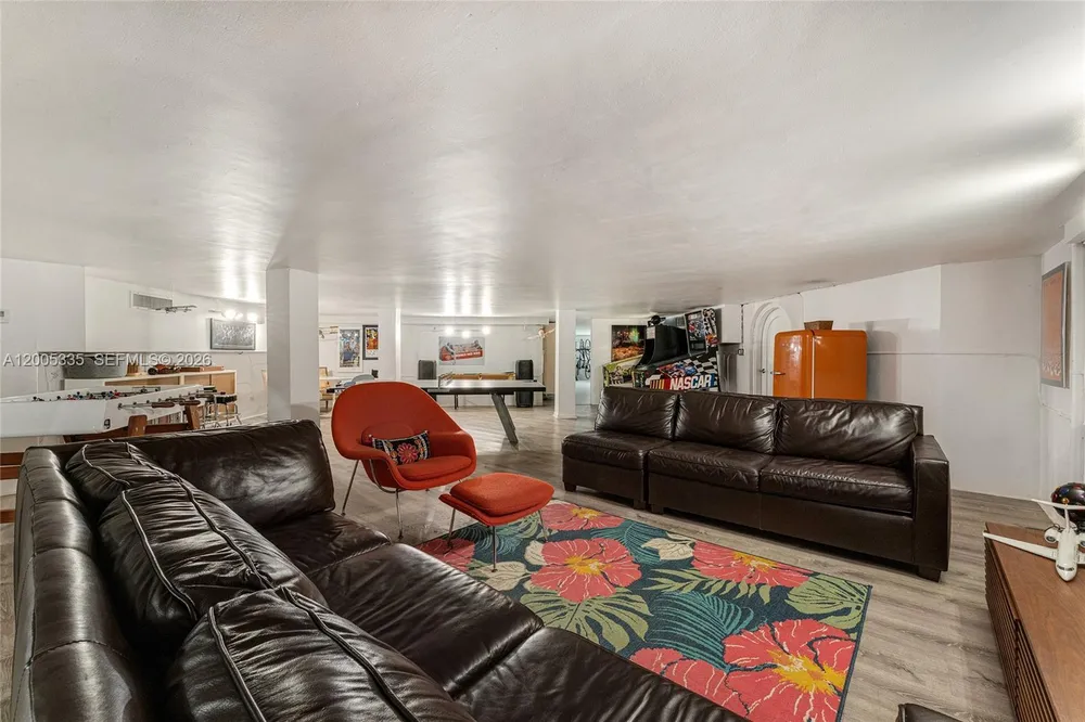 485 W Matheson Dr, Key Biscayne, FL 33149