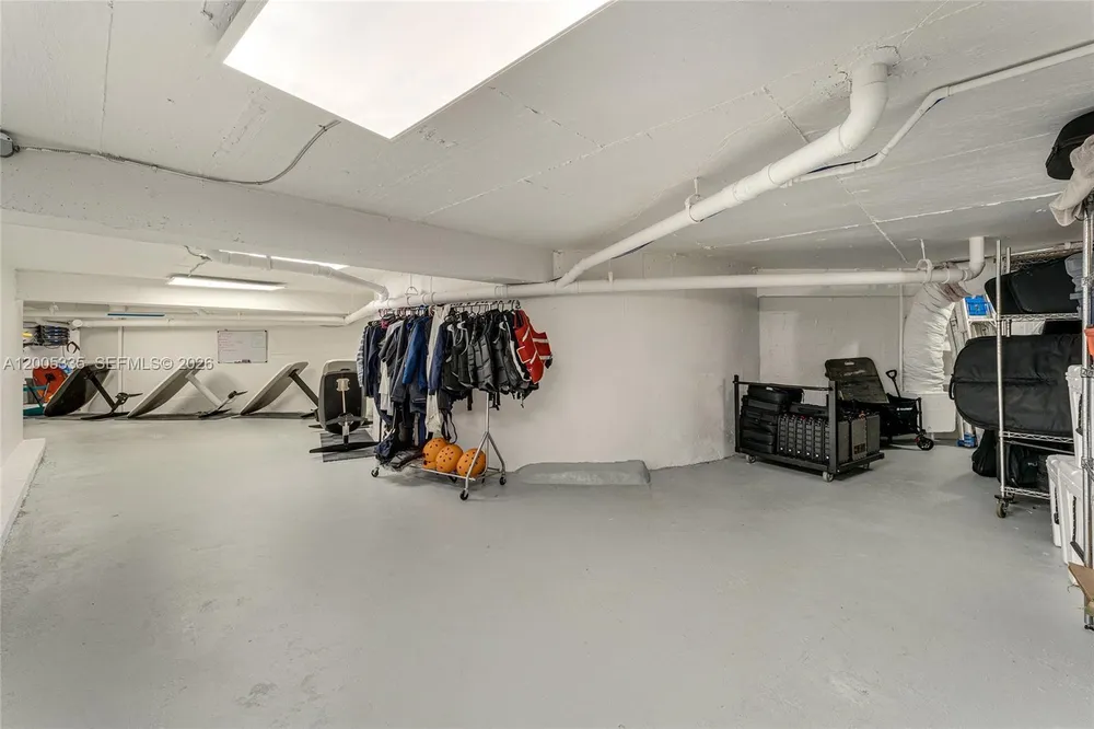 485 W Matheson Dr, Key Biscayne, FL 33149