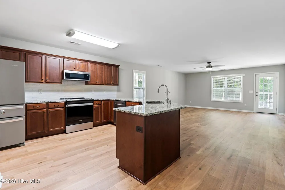 3912 Willowick Park Dr, Wilmington, NC 28409