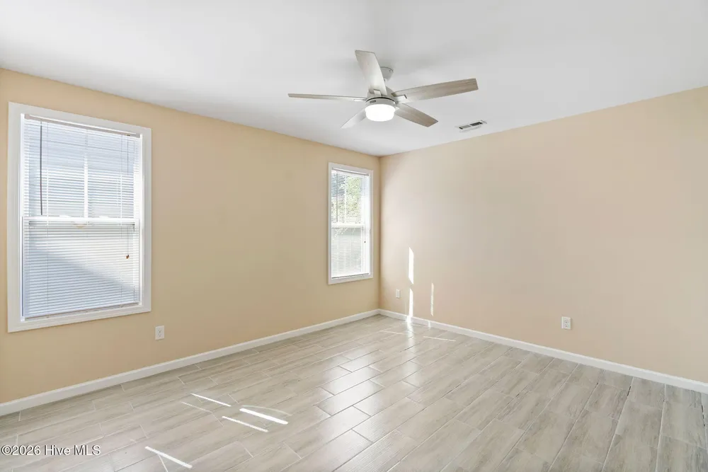 3912 Willowick Park Dr, Wilmington, NC 28409