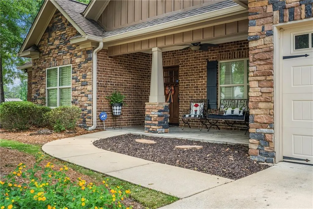 4507 Lakewood Dr, Phenix City, AL 36867