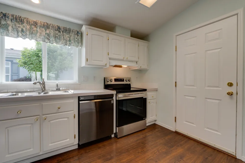 4525 S Sunny Creek Cir, Spokane, WA 99224
