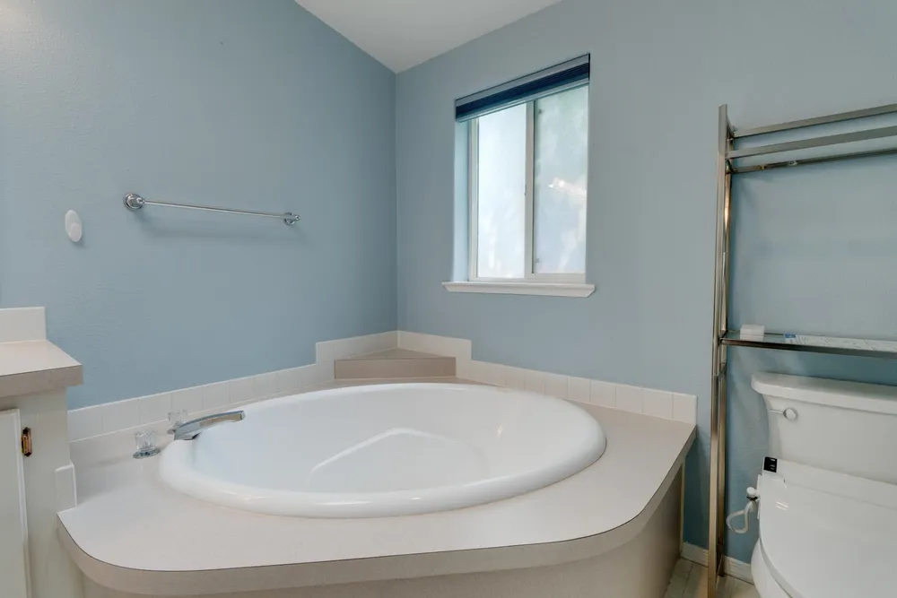 4525 S Sunny Creek Cir, Spokane, WA 99224